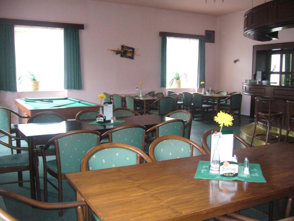 Penzion Senk Pardubice Exteriör bild